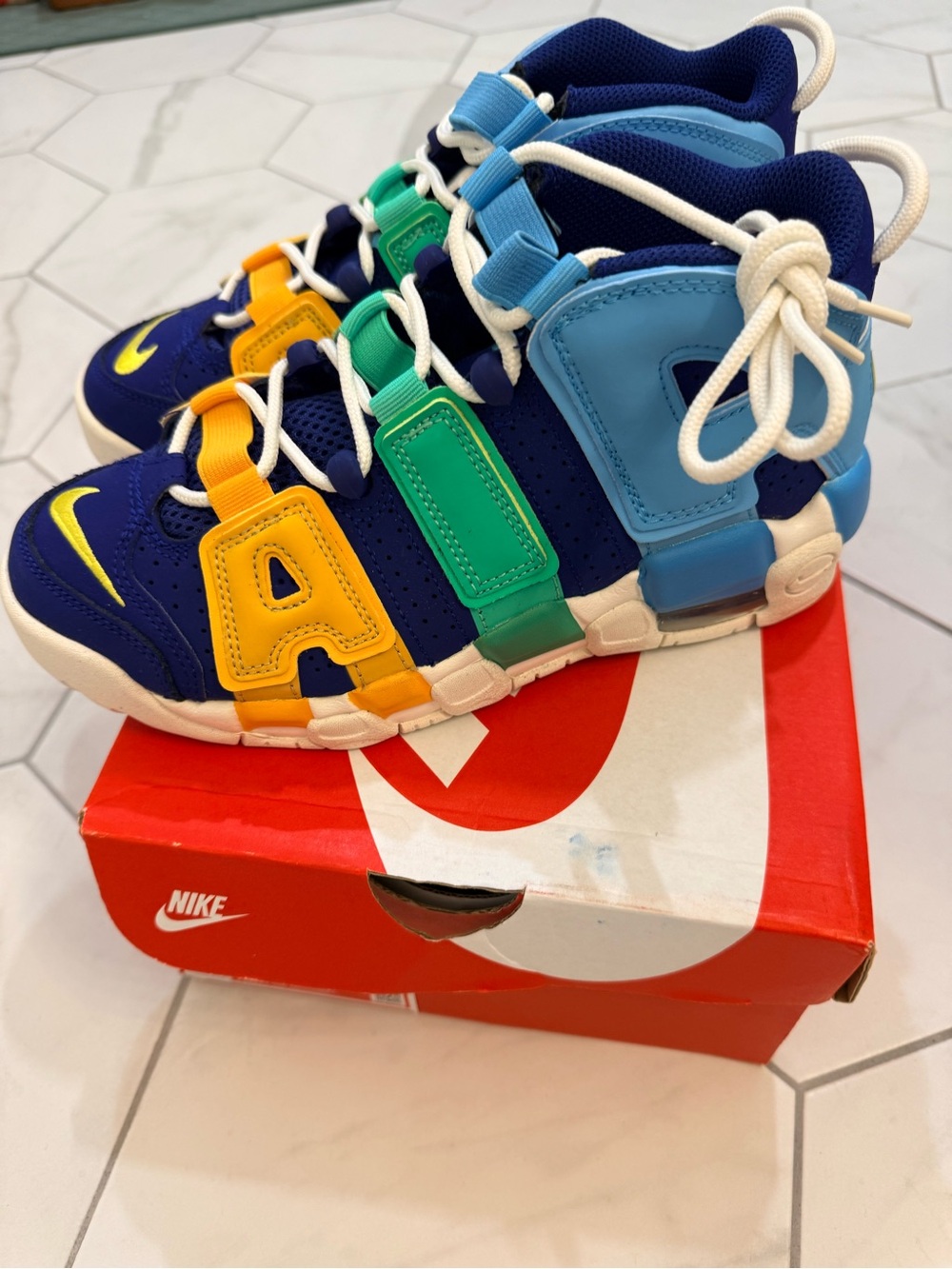 Nike Kids Air More Uptempo in the "Kaleidoscope" 5.5Y/7W